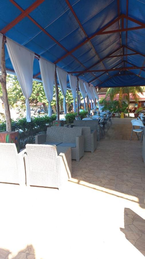 Hotel La Cueva Limon Exterior foto